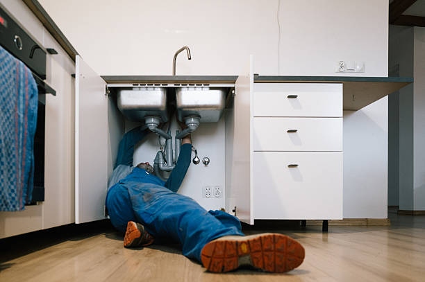 Professional Plumbing technician working in Keystone, IN